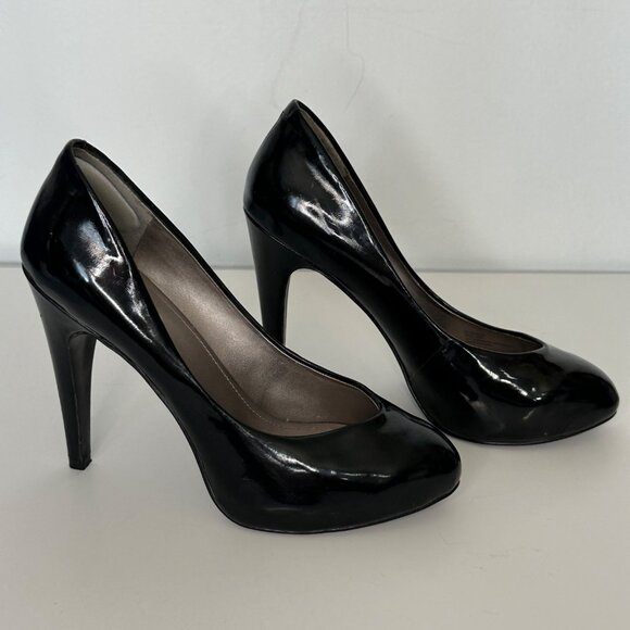 BCBG Paris Black Patent Leather High Heel Pumps size 8.5 4” heels stiletto - Picture 7 of 15